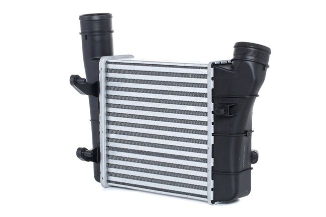 Radiador do ar de sobrealimentação 468I0015 de RIDEX 8E0145805F, 8E0145805S de qualidade OEM